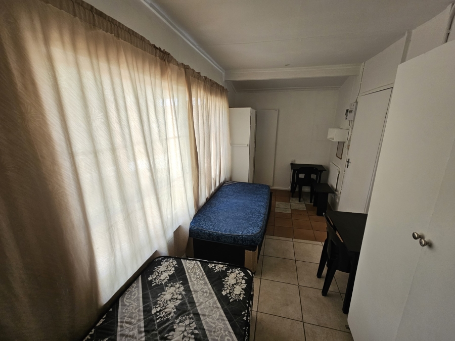 6 Bedroom Property for Sale in Brandwag Free State